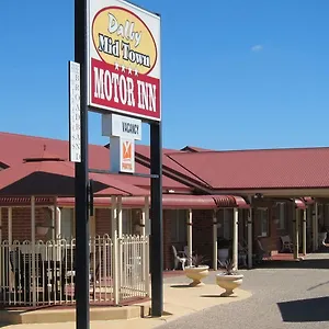 Mid Town Motor Dalby